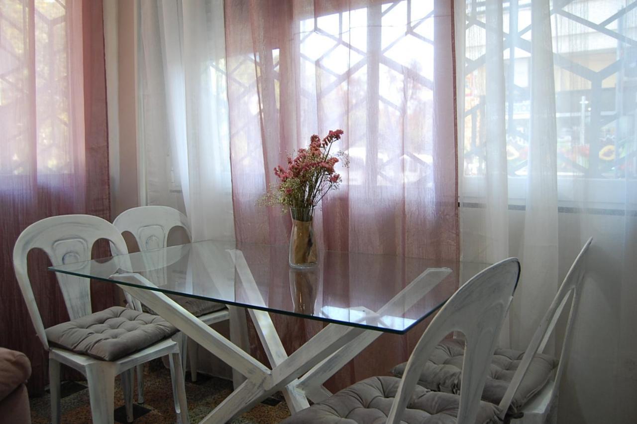 Apartamentos Los Jardines& Parking กอร์โดบา ภายนอก รูปภาพ